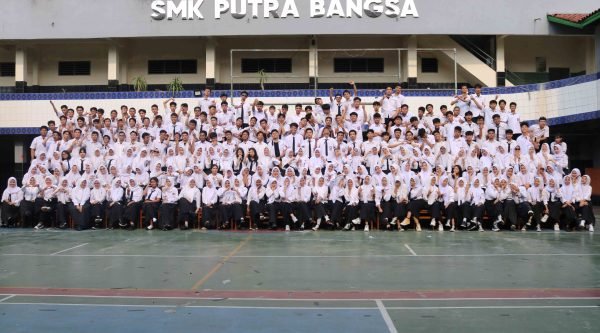 Lulusan SMK Putra Bangsa