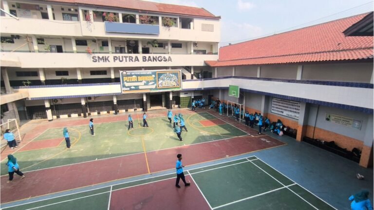 halaman SMK Putra Bangsa Depok
