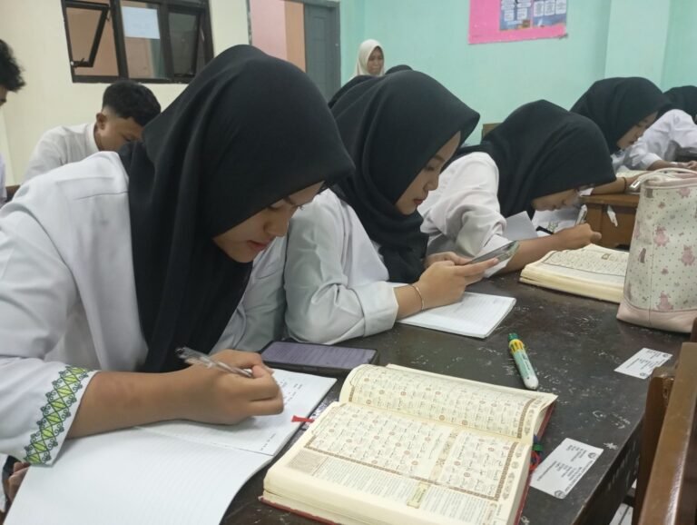 SMK Putra Bangsa Depok Smartren 1