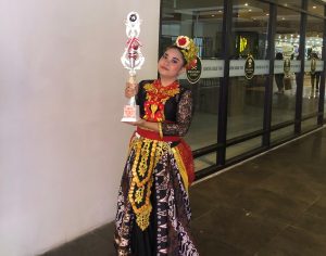 Tari Tunggal juara SMK Putra Bangsa Depok