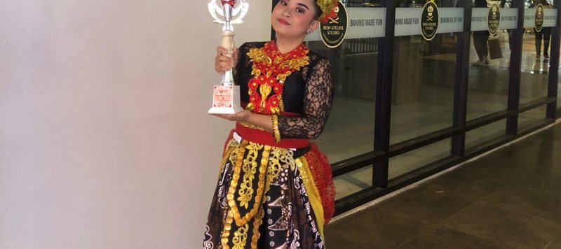 Tari Tunggal juara SMK Putra Bangsa Depok